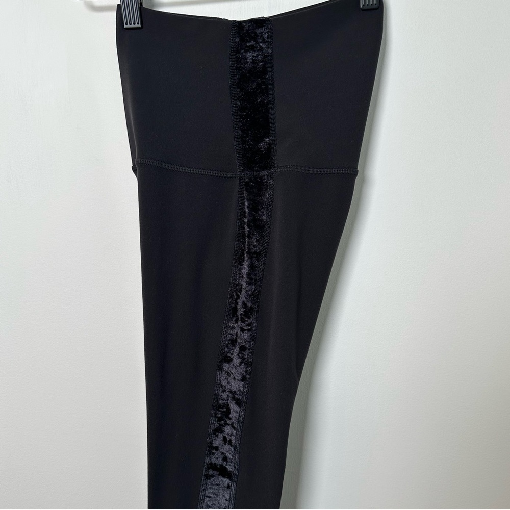 Lululemon Align Super High-Rise Pant 28" *Crushed Velvet
**Special Edition** - Picture 13 of 13